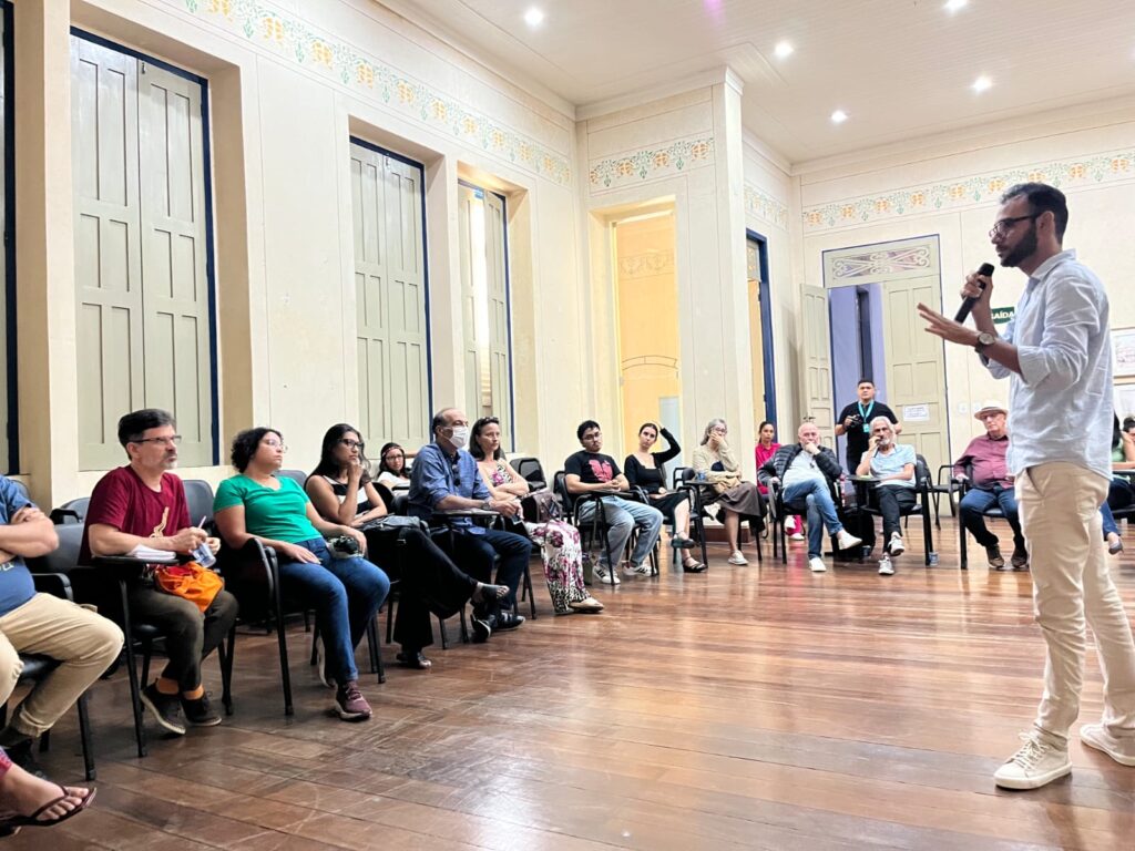 Escuta Pública: maioria dos participantes defende manutenção do modelo atual de gestão do Cine Walmir Almeida